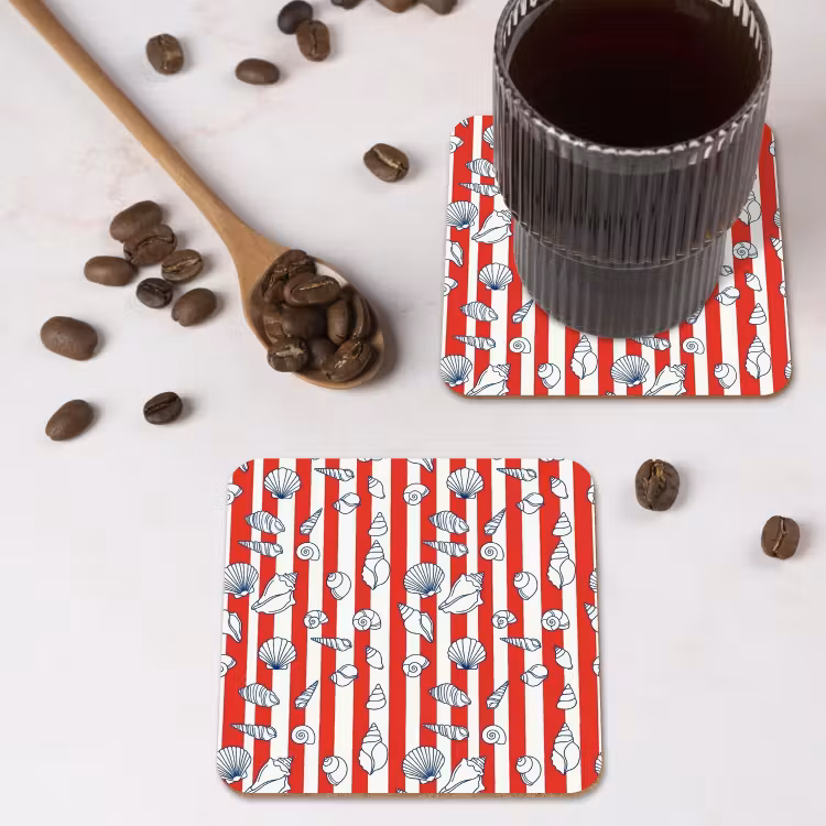 Schelp - Zeedieren - Zomer - Illustratie - Rood - Blauw onderzetter kurk middel -sfeer2