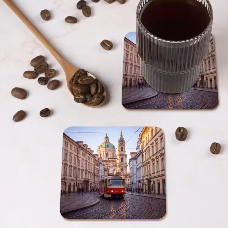Tram - Straat - Stadsgezicht - Klassiek - Rood onderzetter kurk middel -sfeer2