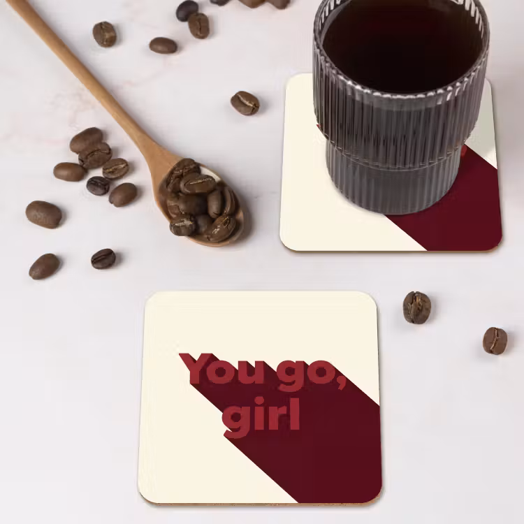 you go girl - 3D - Rood onderzetter kurk middel -sfeer2