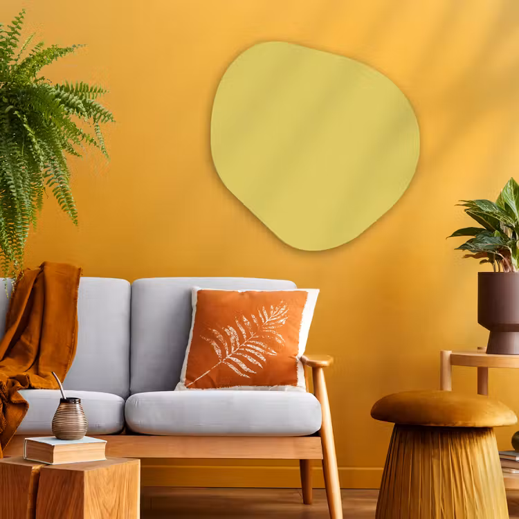 Golden - Ochre - Geel Wandcirkel Organisch Aluminium middel 851 -sfeer4