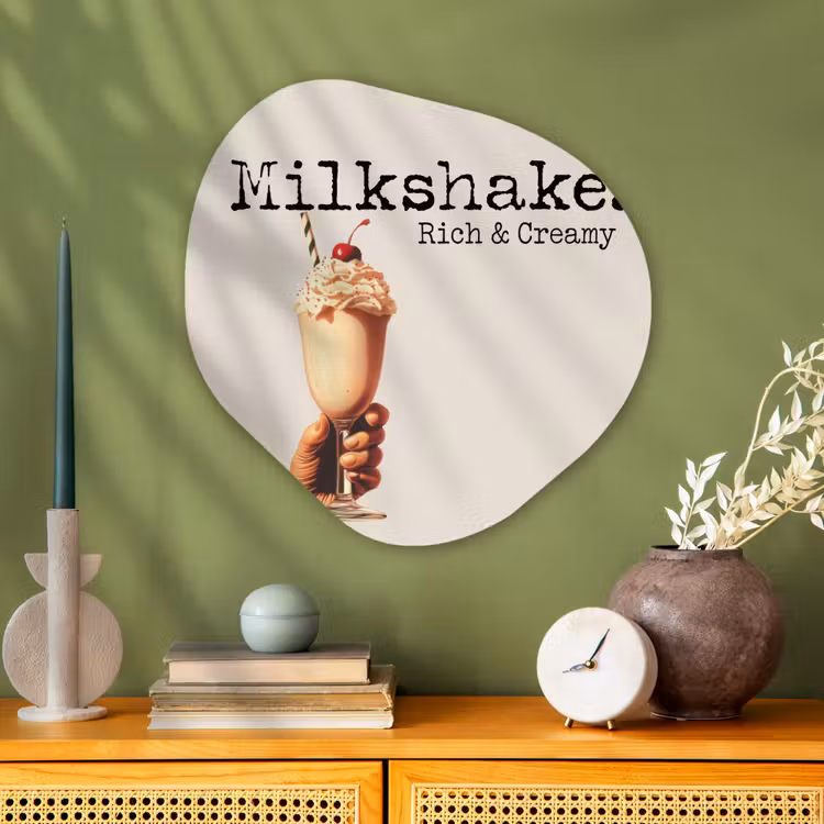 Milkshake - Kers - Rietje Wandcirkel Organisch Aluminium middel -sfeer2