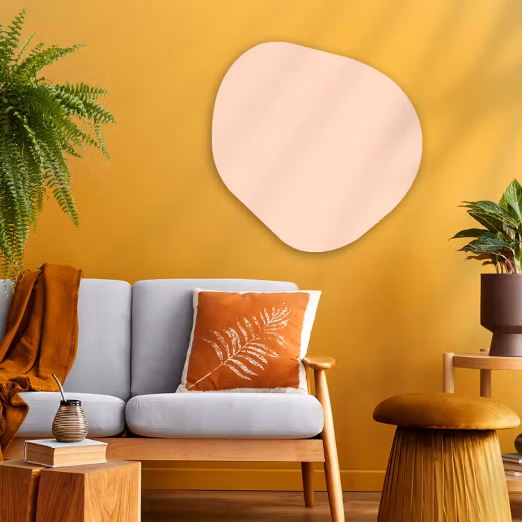 Pale - Peach - Nude Wandcirkel Organisch Aluminium middel 851 -sfeer4