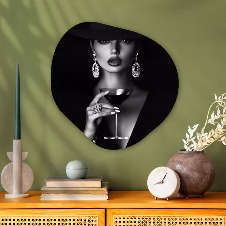 Vrouw - Cocktail - Chic Wandcirkel Organisch Aluminium middel -sfeer2