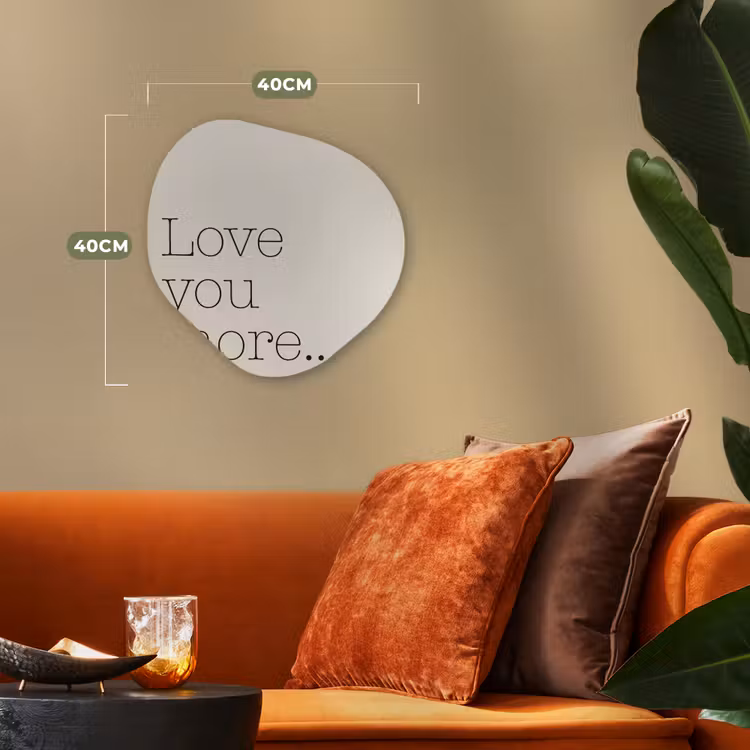 Minimalistisch - Love - Beige Wandcirkel Organisch Forex 3mm klein -sfeer3