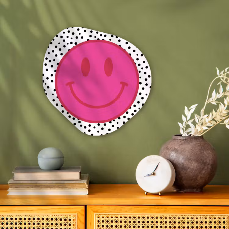 Smiley - Roze - Stippen Wandcirkel Organisch Forex 3mm klein -sfeer2