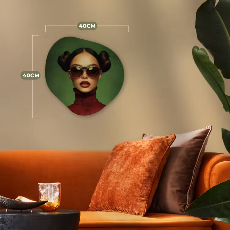 Vrouw - Groen - Bril - Aesthetic - Modern Wandcirkel Organisch Forex 3mm klein -sfeer3