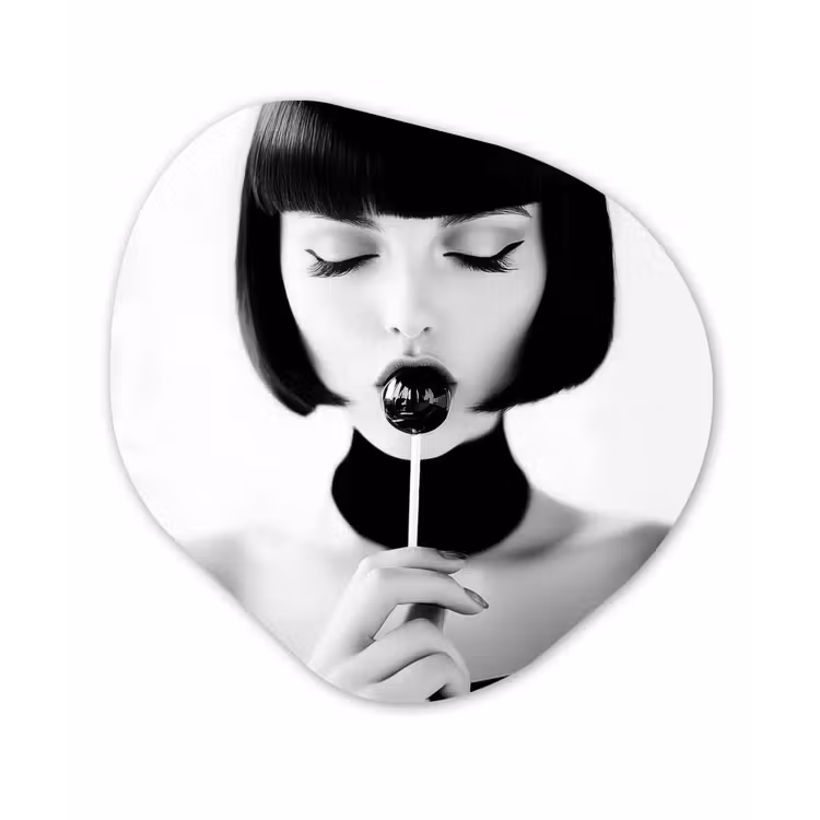 Vrouw - Lolly - Zwart - Wit Wandcirkel Organisch Forex 3mm klein -3d