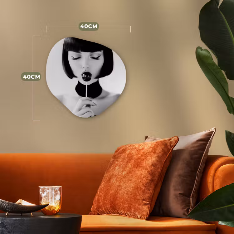Vrouw - Lolly - Zwart - Wit Wandcirkel Organisch Forex 3mm klein -sfeer3