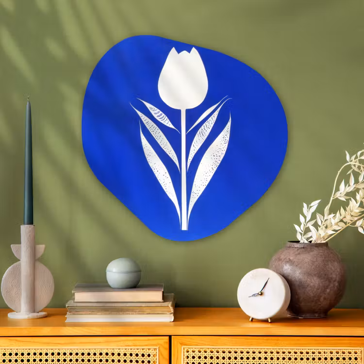 Tulp - Minimalistisch - Bladeren - Wit Wandcirkel Organisch Plexiglas middel -sfeer2