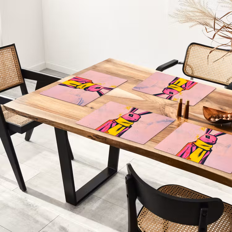 Abstract - Konijn - Sjaal - Geel Placemat vinyl groot -zzsfeer4_Kitchenyeah-website
