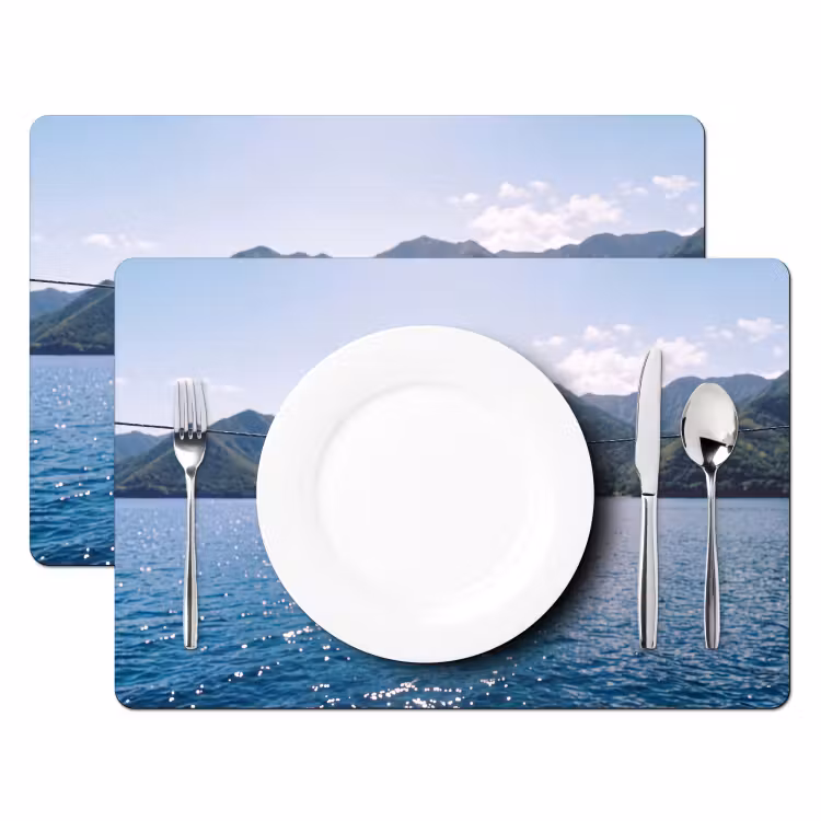 Badmode - Bikini - Zee - Bergen - Geel Placemat vinyl groot -zzsfeer2_Kitchenyeah-website