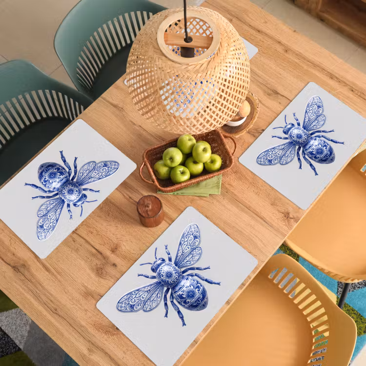 Bij - Modern - Delfts - Blauw Placemat vinyl groot -zzsfeer5_Kitchenyeah-website
