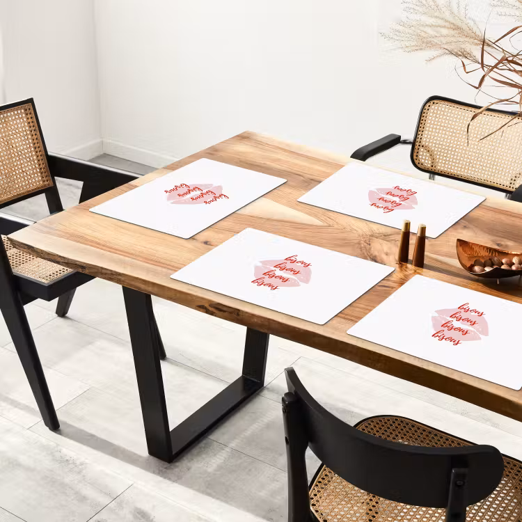 Bisous - Lip - Wit - Rood Placemat vinyl groot -zzsfeer4_Kitchenyeah-website