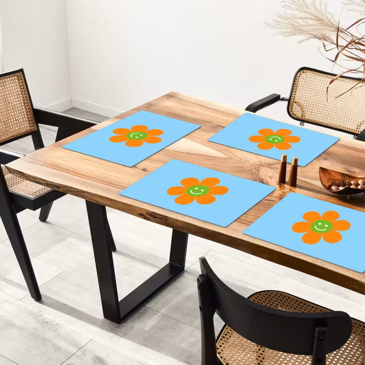 Bloem - Smiley - Kleurrijk Placemat vinyl groot -zzsfeer4_Kitchenyeah-website