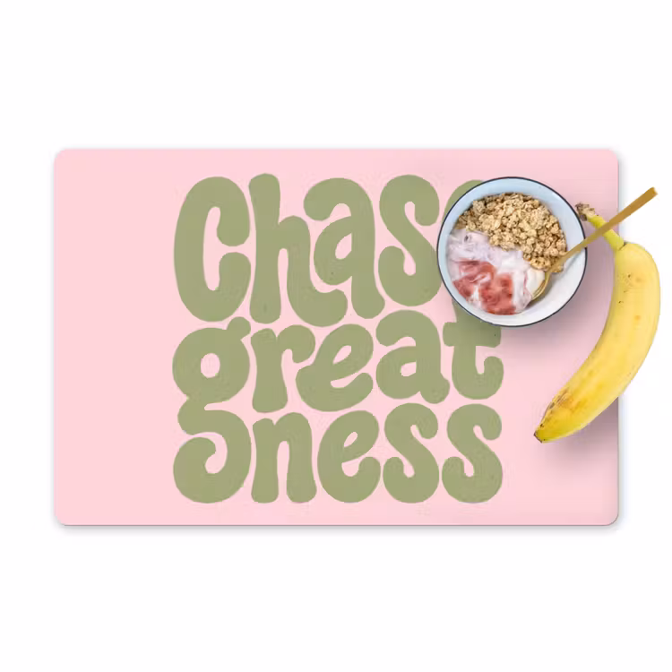 Chase greatness - Groen - Roze - Retro Placemat vinyl groot -zzzproduct_Kitchenyeah-website