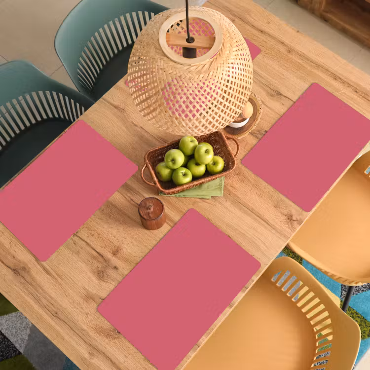 Crimson - Rose - Roze Placemat vinyl groot 368 -zzsfeer5_Kitchenyeah-website