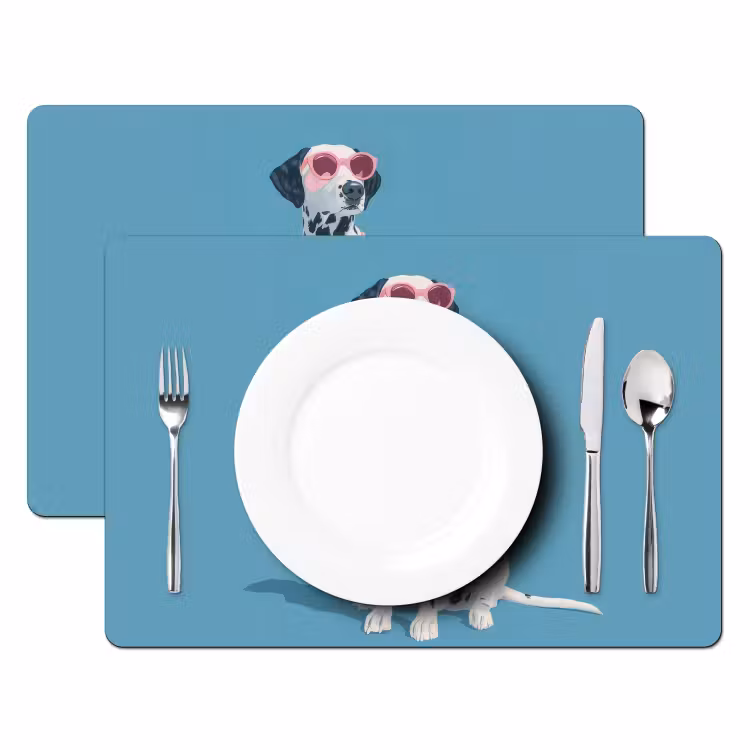 Dalmatiër - Zonnebril - Blauw Placemat vinyl groot -zzsfeer2_Kitchenyeah-website