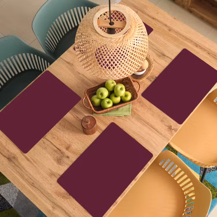 Deep - Plum - Paars Placemat vinyl groot 368 -zzsfeer5_Kitchenyeah-website