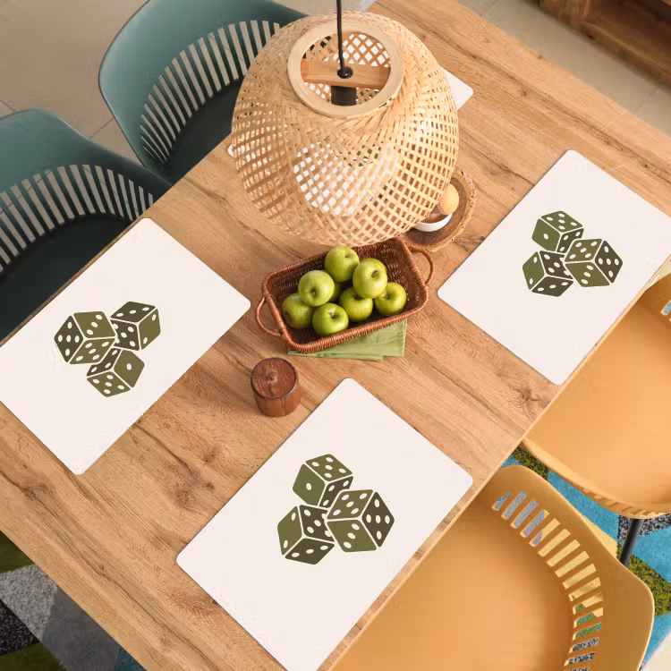 Dobbelsteen - Spel - Groen - Abstract Placemat vinyl groot -zzsfeer5_Kitchenyeah-website