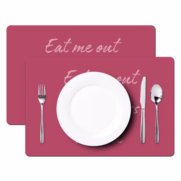 eat me out don't stress me out - Roze - Minimalistisch Placemat vinyl groot -zzsfeer2_Kitchenyeah-website