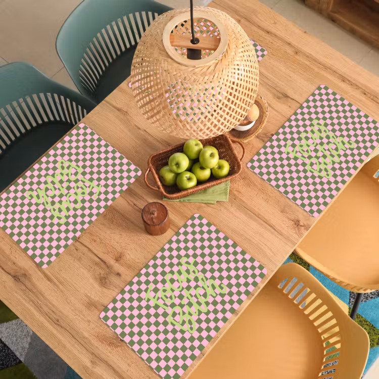 Focus - Vakken - Roze Placemat vinyl groot -zzsfeer5_Kitchenyeah-website