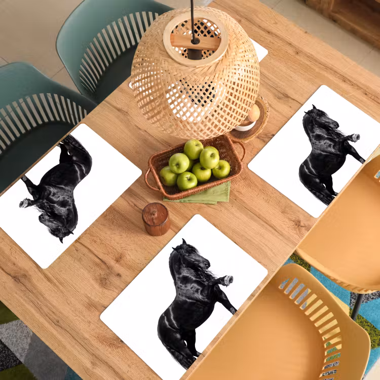 Fries - Hengst - Modern Placemat vinyl groot -zzsfeer5_Kitchenyeah-website