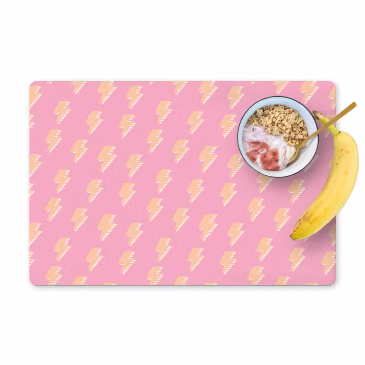 Geel - Bliksem - Roze Placemat vinyl groot 368 -zzzproduct_Kitchenyeah-website
