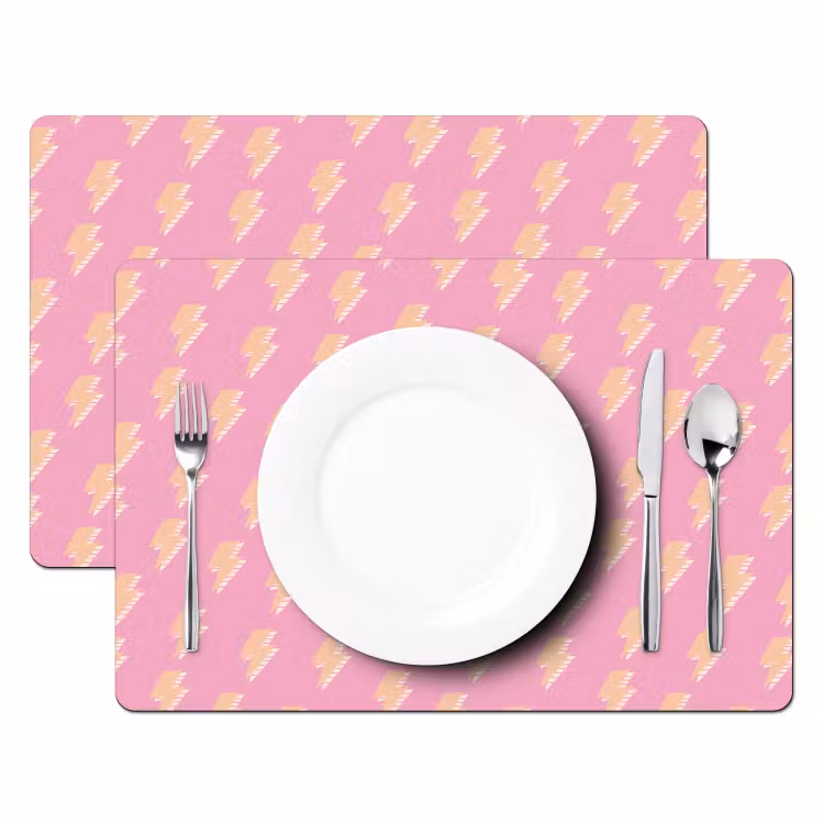 Geel - Bliksem - Roze Placemat vinyl groot 368 -zzsfeer2_Kitchenyeah-website