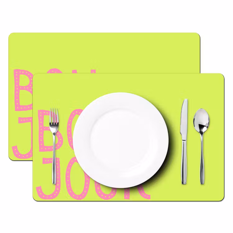 Groen - Smiley - Bonjour - Roze Placemat vinyl groot -zzsfeer2_Kitchenyeah-website