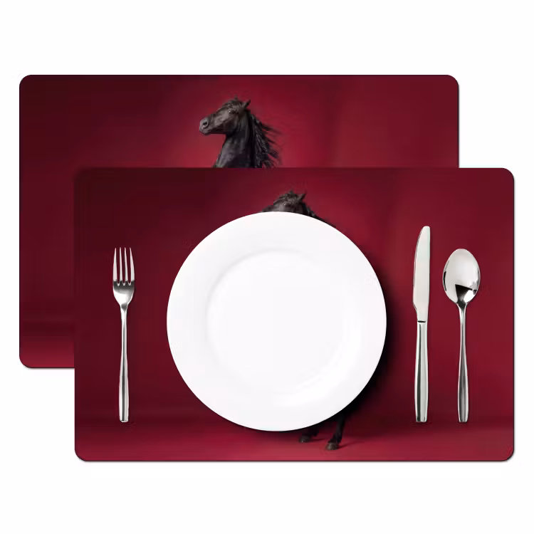 Hengst - Steigert - Rood Placemat vinyl groot -zzsfeer2_Kitchenyeah-website
