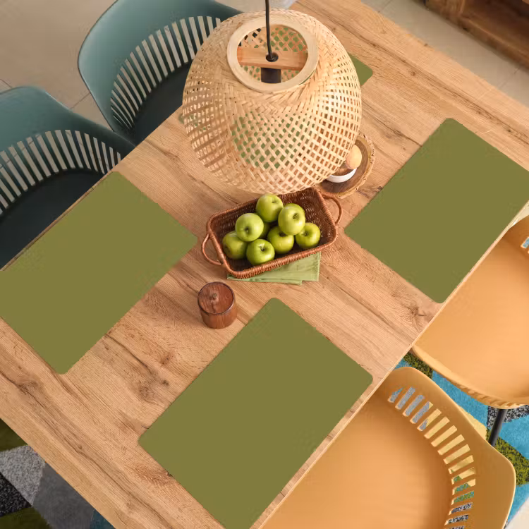 Juniper - Groen - Organisch Placemat vinyl groot 368 -zzsfeer5_Kitchenyeah-website
