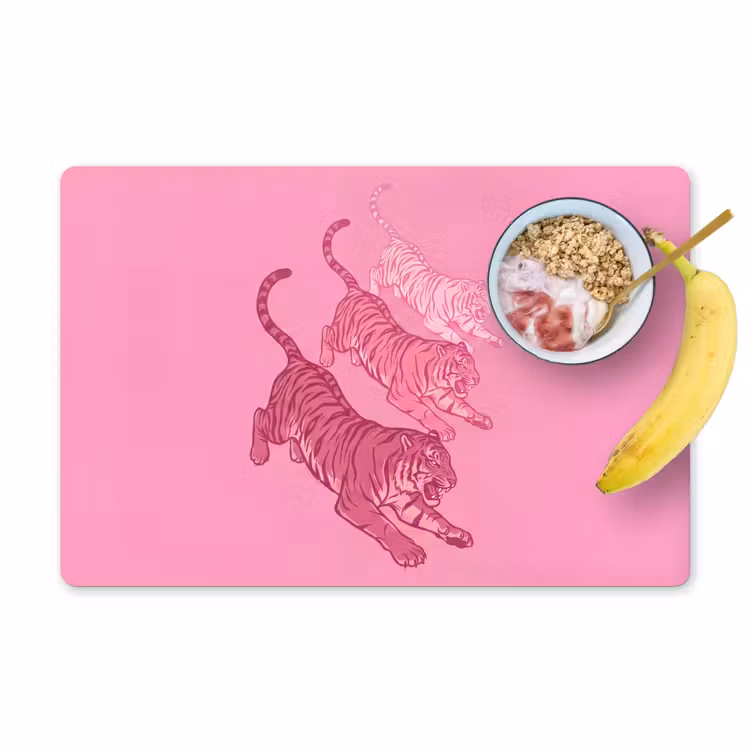 Kat - Springend - Dieren - Roze - Modern Placemat vinyl groot -zzzproduct_Kitchenyeah-website