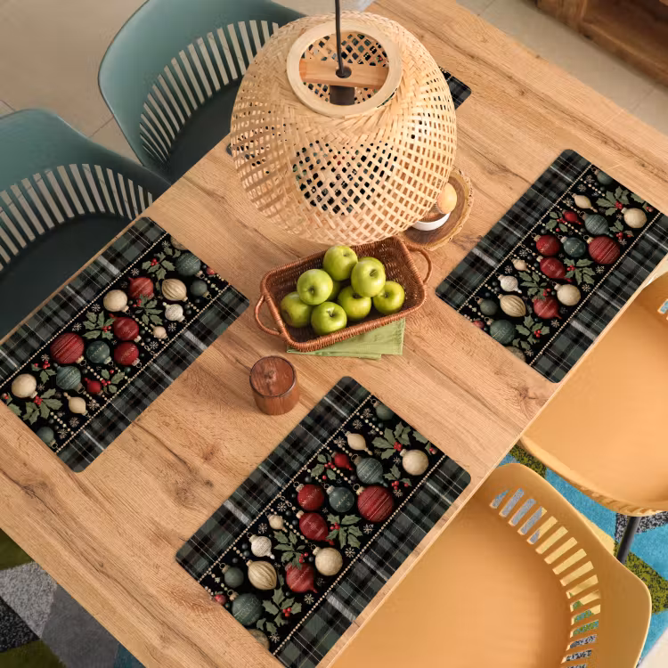 Kerstballen - Rood - Hulsttakken - Patroon Placemat vinyl groot -zzsfeer5_Kitchenyeah-website