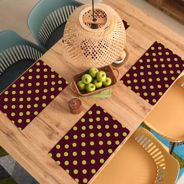 Klassiek - Stippen - Groen Placemat vinyl groot 368 -zzsfeer5_Kitchenyeah-website