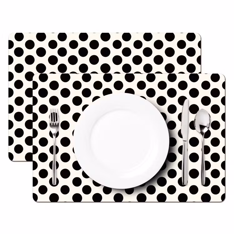 Klassiek - Stippen - Zwart Placemat vinyl groot 368 -zzsfeer2_Kitchenyeah-website
