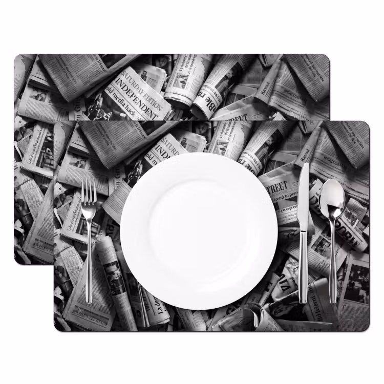 Krant - Stapel - Nieuws - Zwart-wit Placemat vinyl groot -zzsfeer2_Kitchenyeah-website