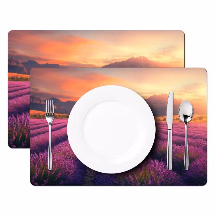 Lavendelveld - Quote - Zonsondergang Placemat vinyl groot -zzsfeer2_Kitchenyeah-website