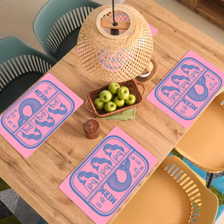 Meermin - Sardineblik - Illustratie - Roze - Retro Placemat vinyl groot -zzsfeer5_Kitchenyeah-website