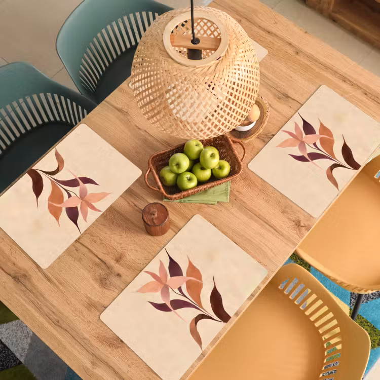 Minimalistisch - Bloem - Bladeren - Beige Placemat vinyl groot -zzsfeer5_Kitchenyeah-website