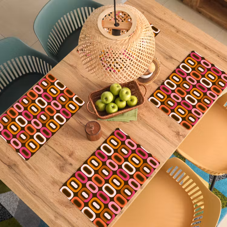 Modern - Retro - Kleurrijk Placemat vinyl groot 368 -zzsfeer5_Kitchenyeah-website
