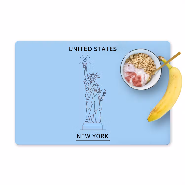 Monument - Vrijheidsbeeld - New York - Minimalistisch - Blauw Placemat vinyl groot -zzzproduct_Kitchenyeah-website