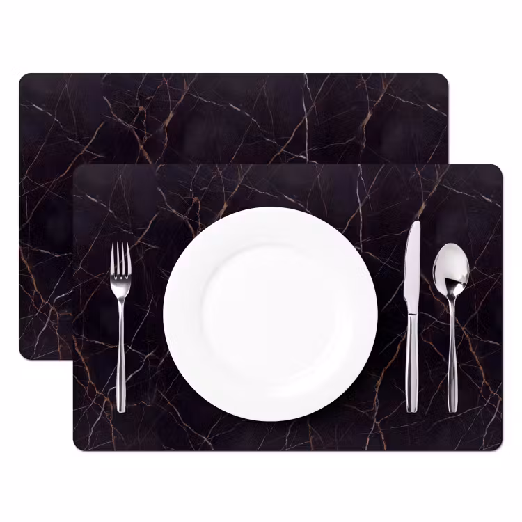 Natuursteen - Marmerpatroon - Abstract - Modern - Zwart - Goud Placemat vinyl groot -zzsfeer2_Kitchenyeah-website