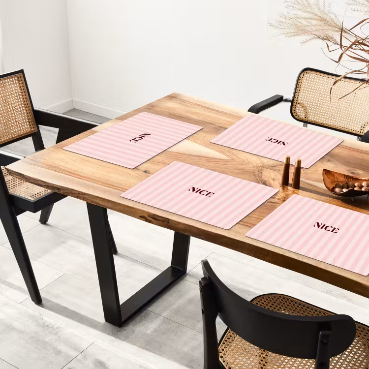 Nice - Strepen - Roze Placemat vinyl groot -zzsfeer4_Kitchenyeah-website