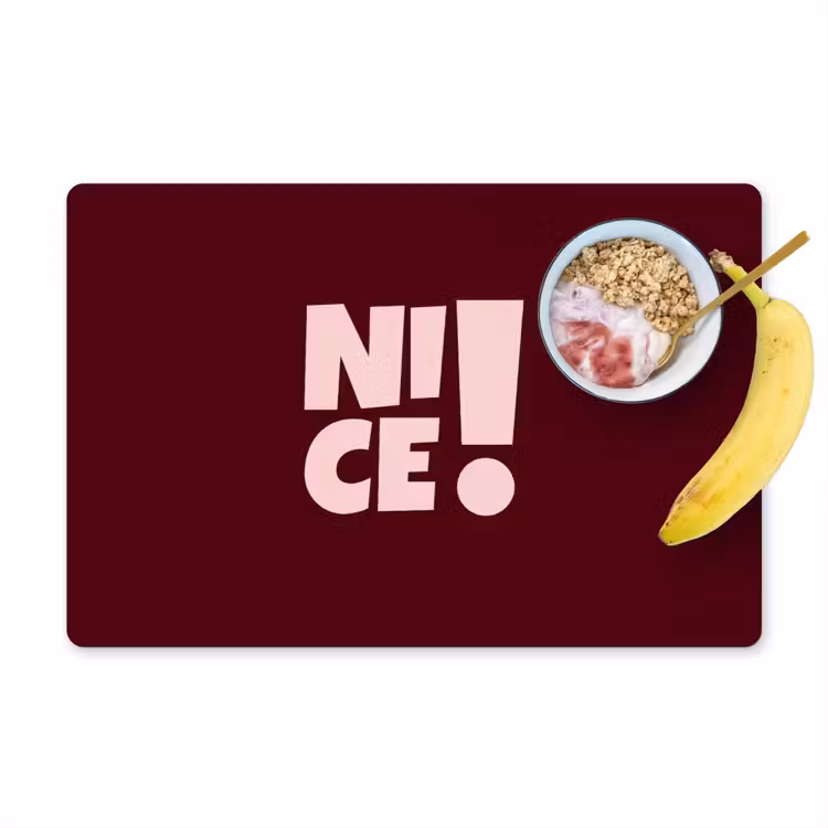 Nice - Uitroepteken - Rood Placemat vinyl groot -zzzproduct_Kitchenyeah-website