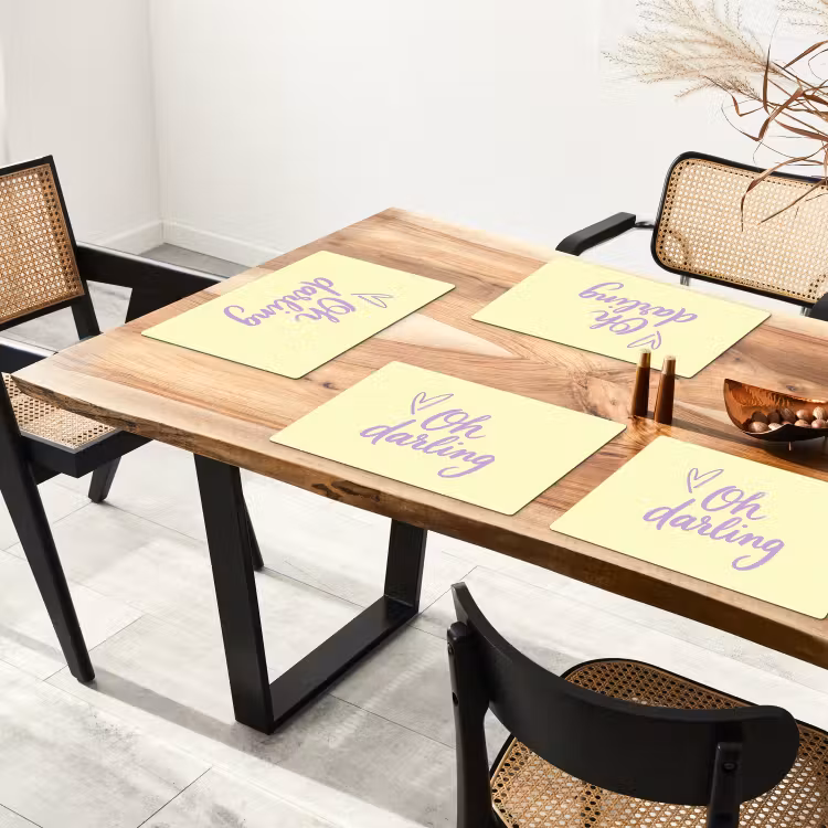 Oh darling - Geel - Hart Placemat vinyl groot -zzsfeer4_Kitchenyeah-website