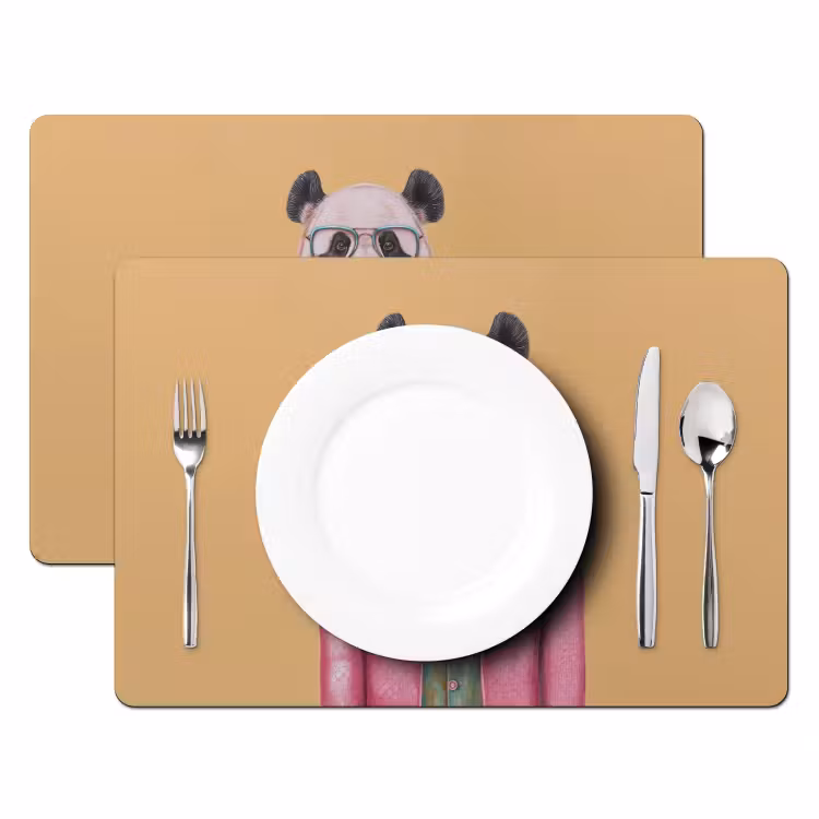 Panda - Pak - Zonnebril - Blauw Placemat vinyl groot -zzsfeer2_Kitchenyeah-website