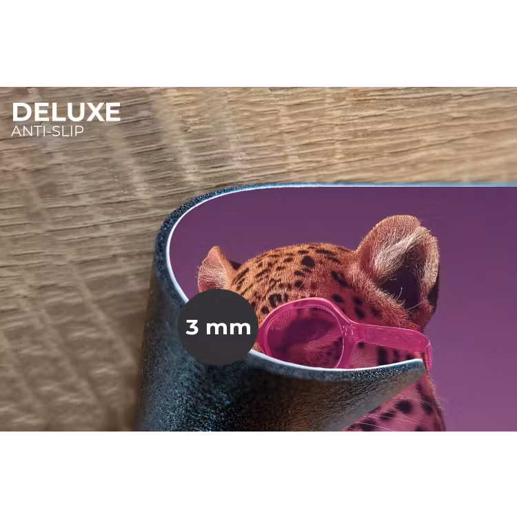 Panter - Zonnebril - Kauwgombel - Roze Placemat vinyl groot -closeup