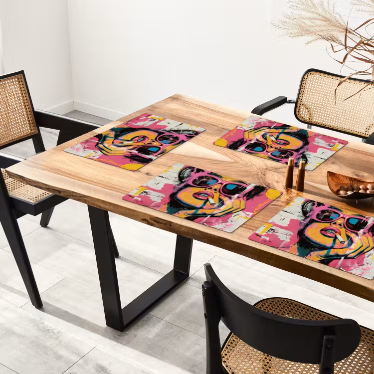 Portret - Vrouw - Abstract - Zonnebril Placemat vinyl groot -zzsfeer4_Kitchenyeah-website