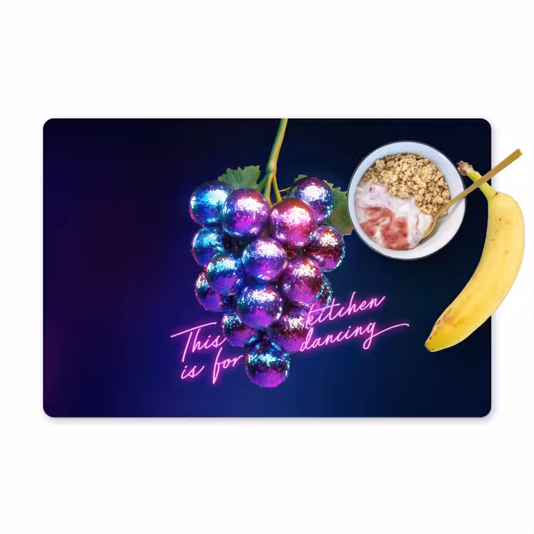 Quote - Neon - Disco - Druiven Placemat vinyl groot -zzzproduct_Kitchenyeah-website