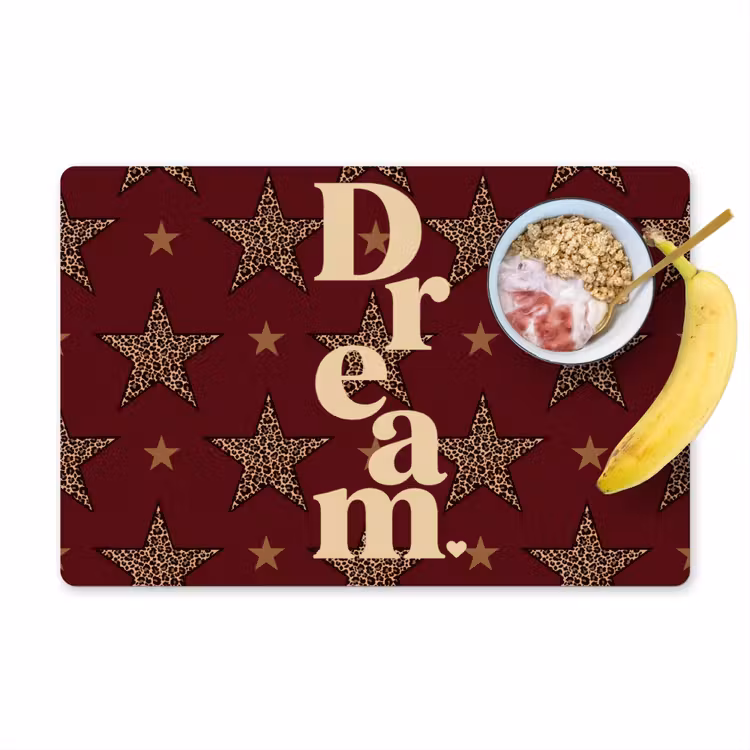 Sterren - Luipaardprint - Dream - Bordeaux Placemat vinyl groot -zzzproduct_Kitchenyeah-website